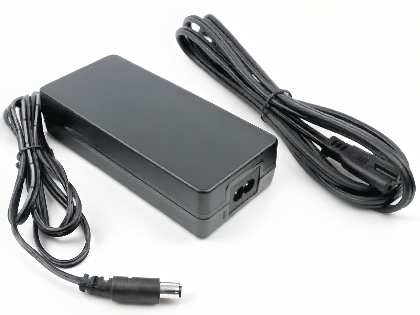 ספק כח אלקטרוני קיר/שולחני DC 12V 5A